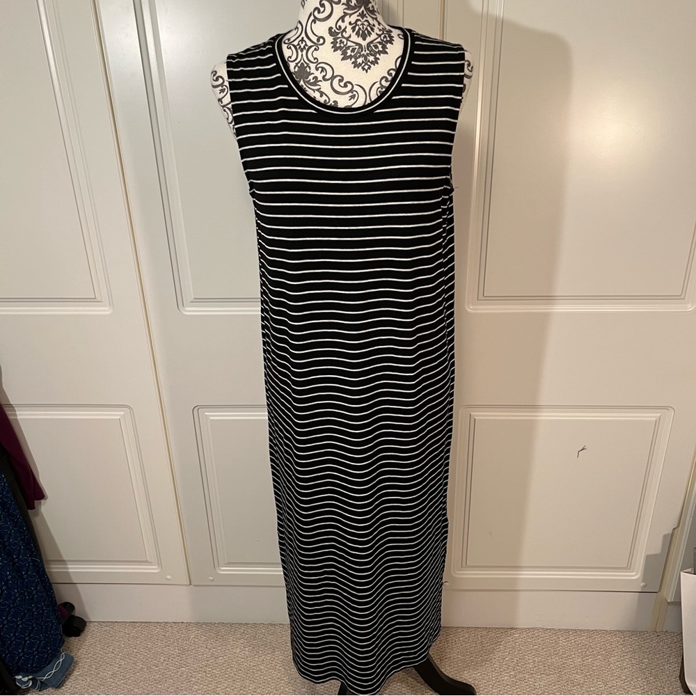 MADEWELL sleeveless black & grey striped knit shift dress w/side slits small